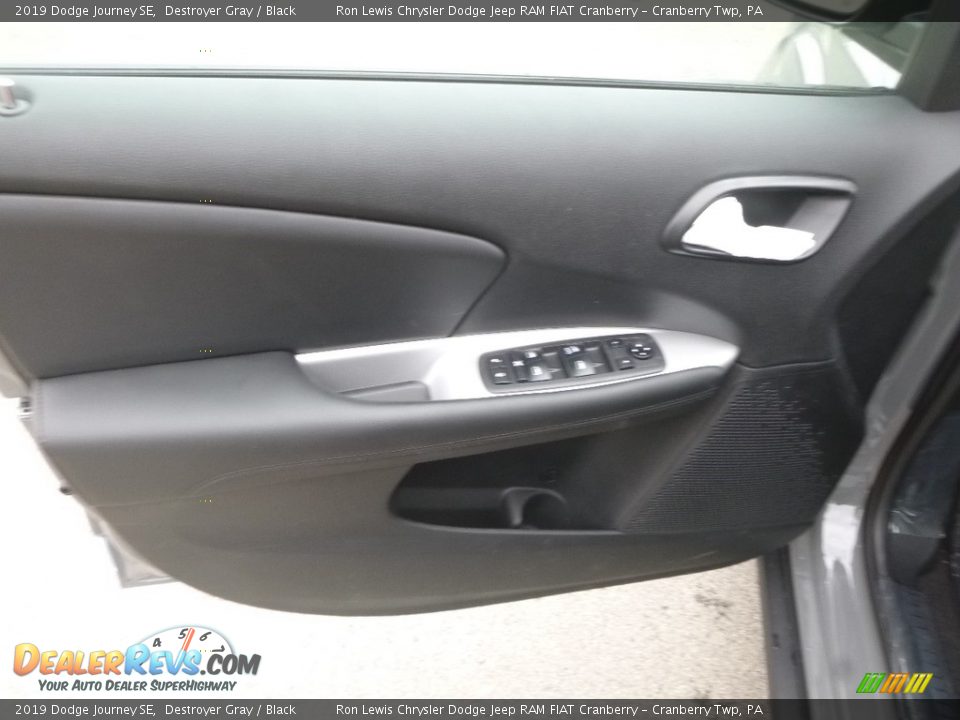 2019 Dodge Journey SE Destroyer Gray / Black Photo #16