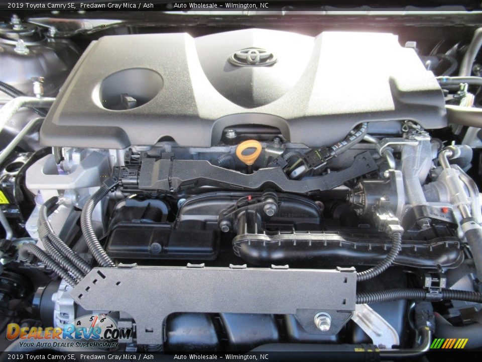 2019 Toyota Camry SE Predawn Gray Mica / Ash Photo #6