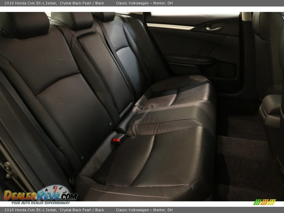 2016 Honda Civic EX-L Sedan Crystal Black Pearl / Black Photo #16