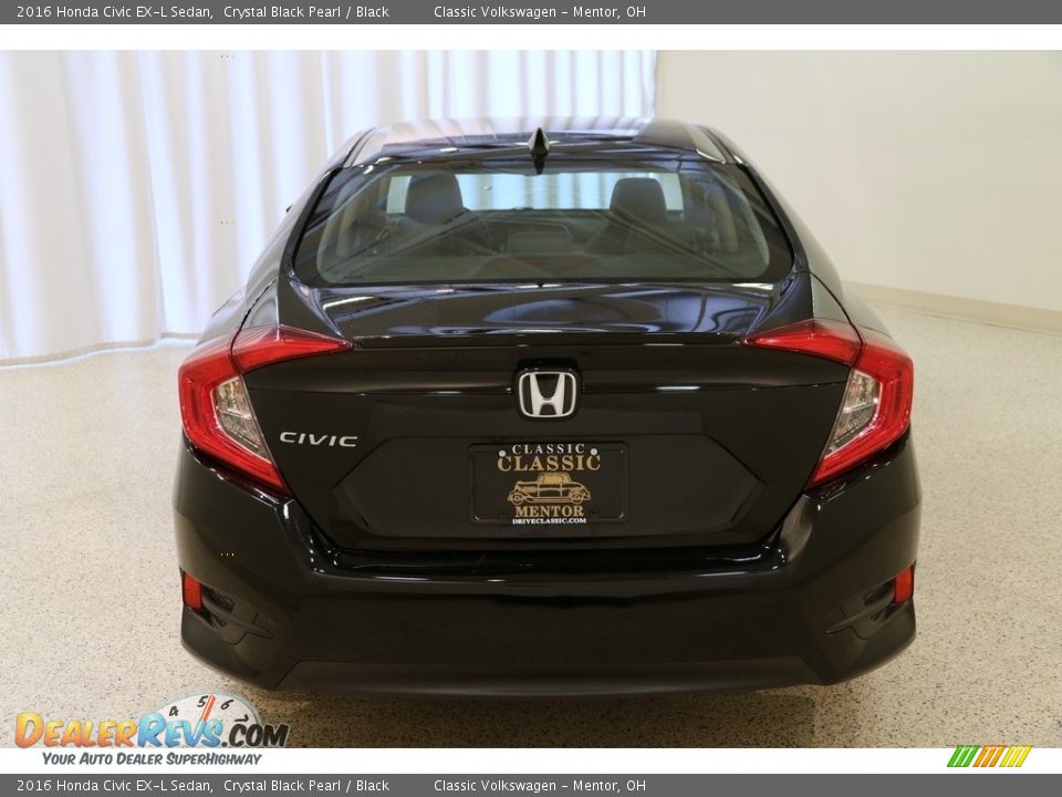2016 Honda Civic EX-L Sedan Crystal Black Pearl / Black Photo #18