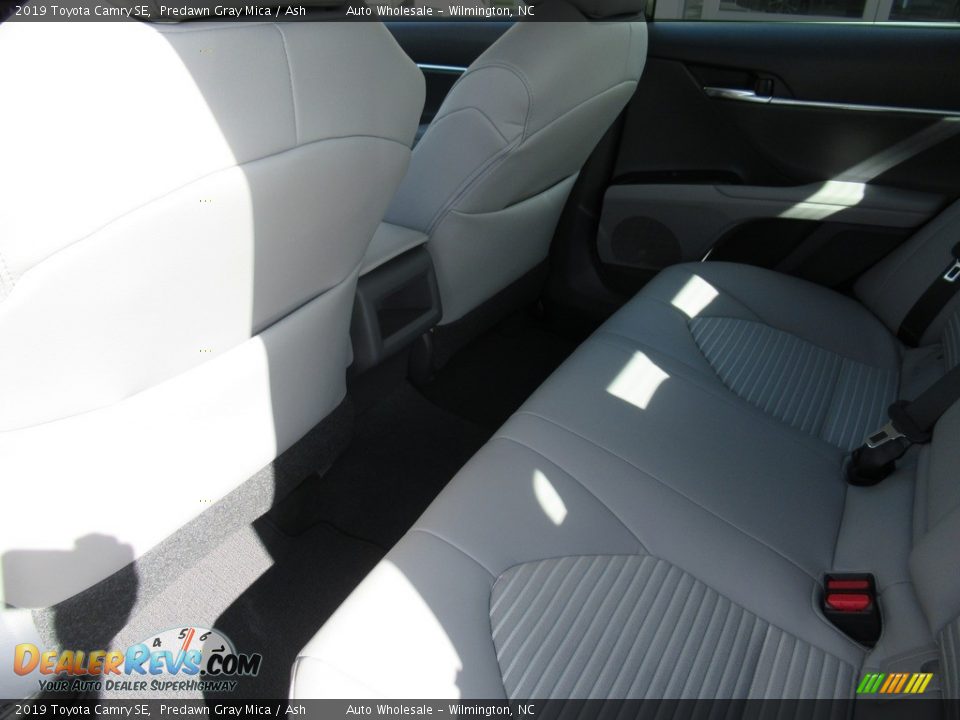 2019 Toyota Camry SE Predawn Gray Mica / Ash Photo #12