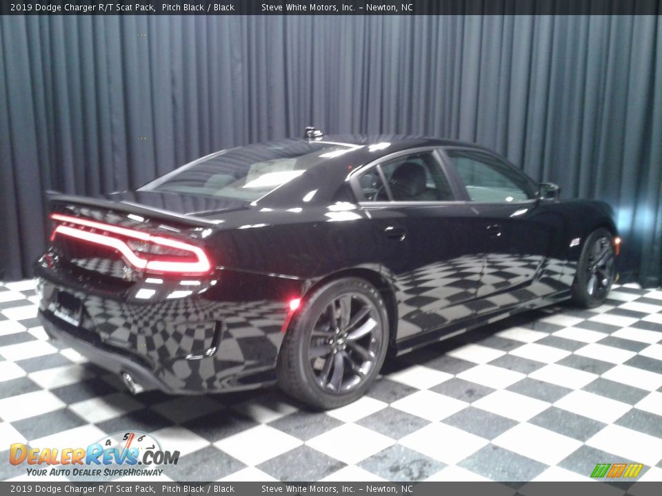 2019 Dodge Charger R/T Scat Pack Pitch Black / Black Photo #6