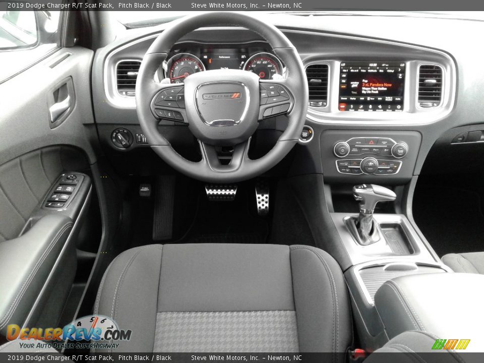 2019 Dodge Charger R/T Scat Pack Pitch Black / Black Photo #31