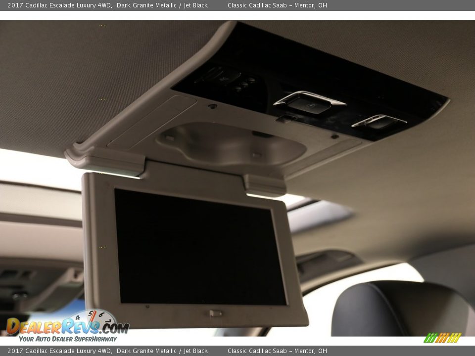 2017 Cadillac Escalade Luxury 4WD Dark Granite Metallic / Jet Black Photo #19
