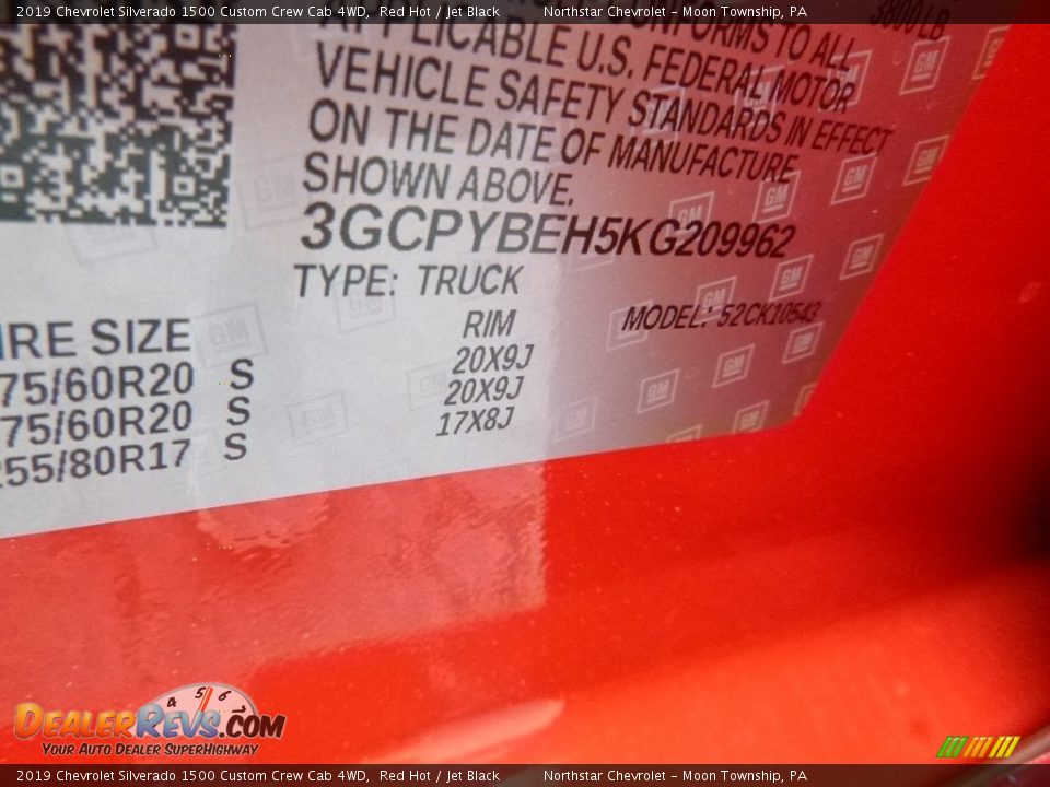 2019 Chevrolet Silverado 1500 Custom Crew Cab 4WD Red Hot / Jet Black Photo #16