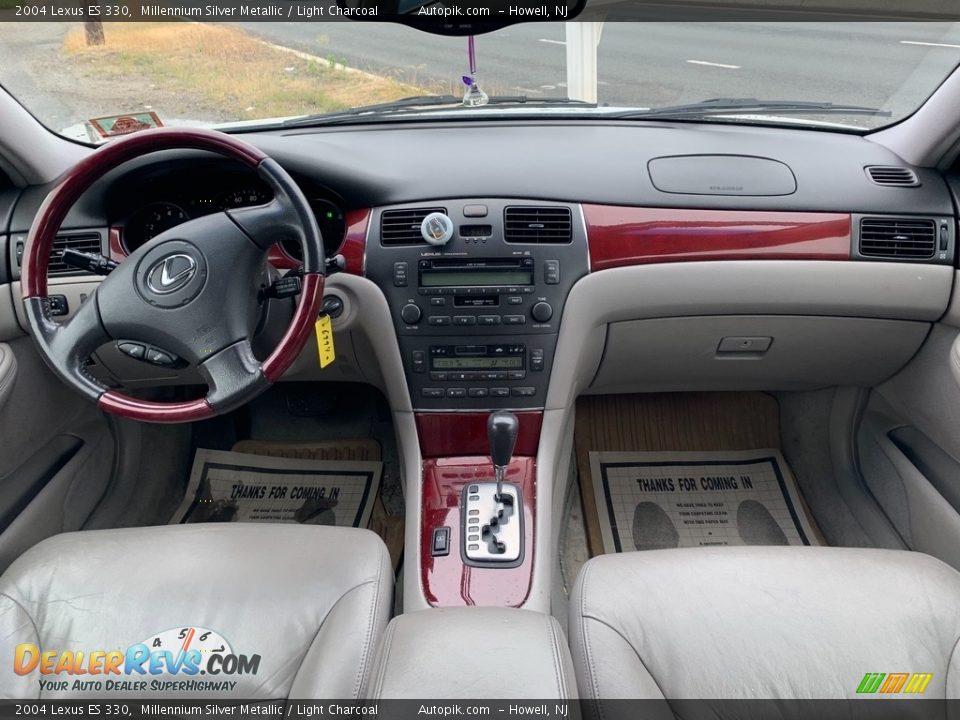 2004 Lexus ES 330 Millennium Silver Metallic / Light Charcoal Photo #13