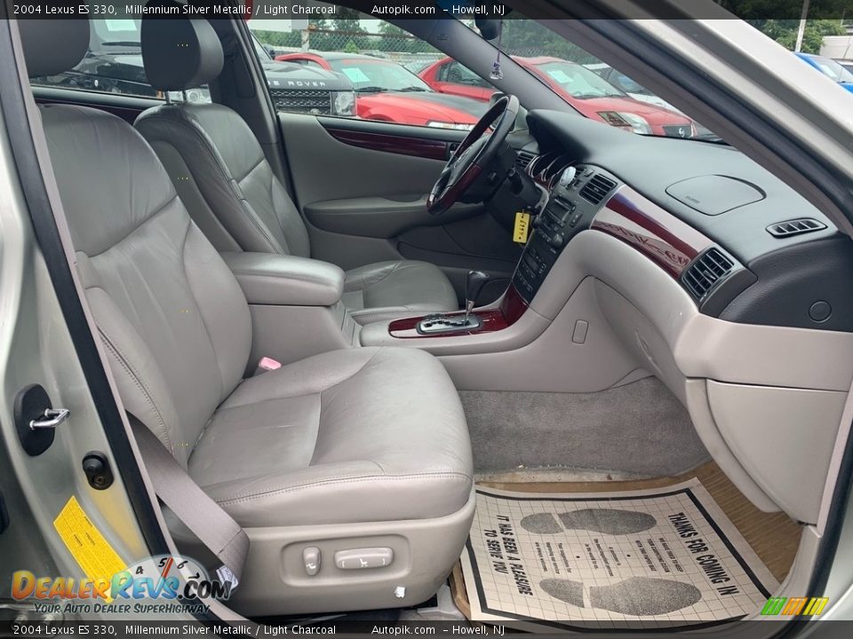 2004 Lexus ES 330 Millennium Silver Metallic / Light Charcoal Photo #15