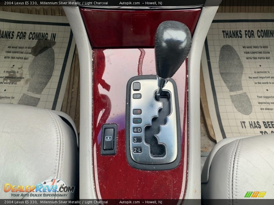 2004 Lexus ES 330 Millennium Silver Metallic / Light Charcoal Photo #16