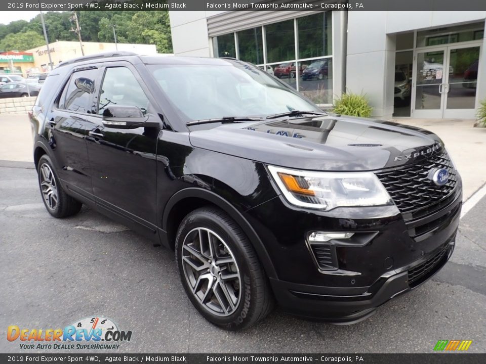 Front 3/4 View of 2019 Ford Explorer Sport 4WD Photo #8