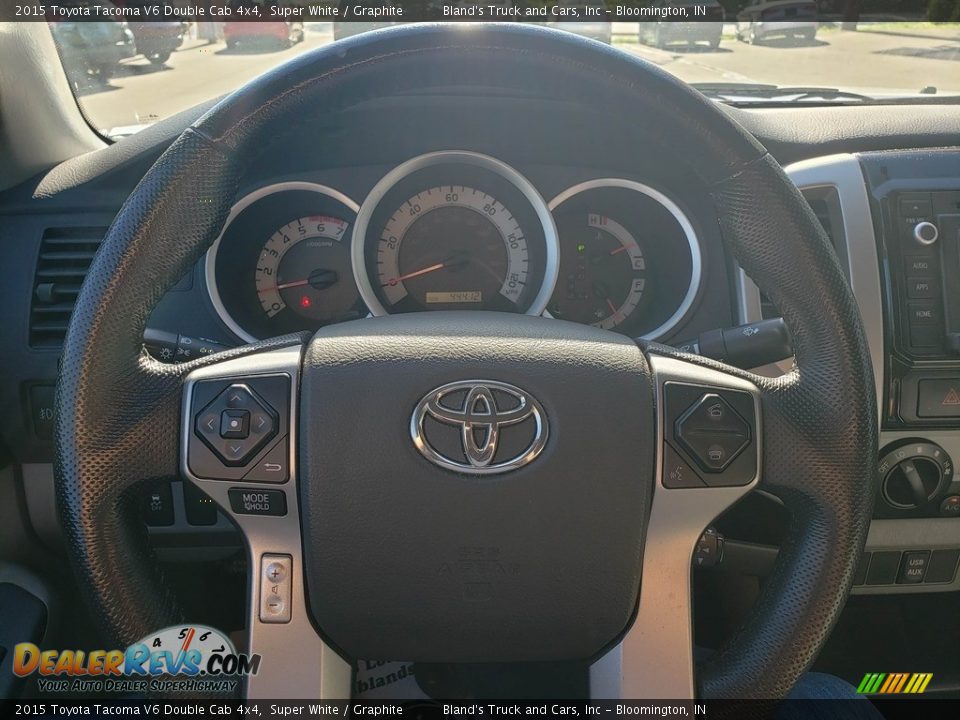 2015 Toyota Tacoma V6 Double Cab 4x4 Super White / Graphite Photo #10