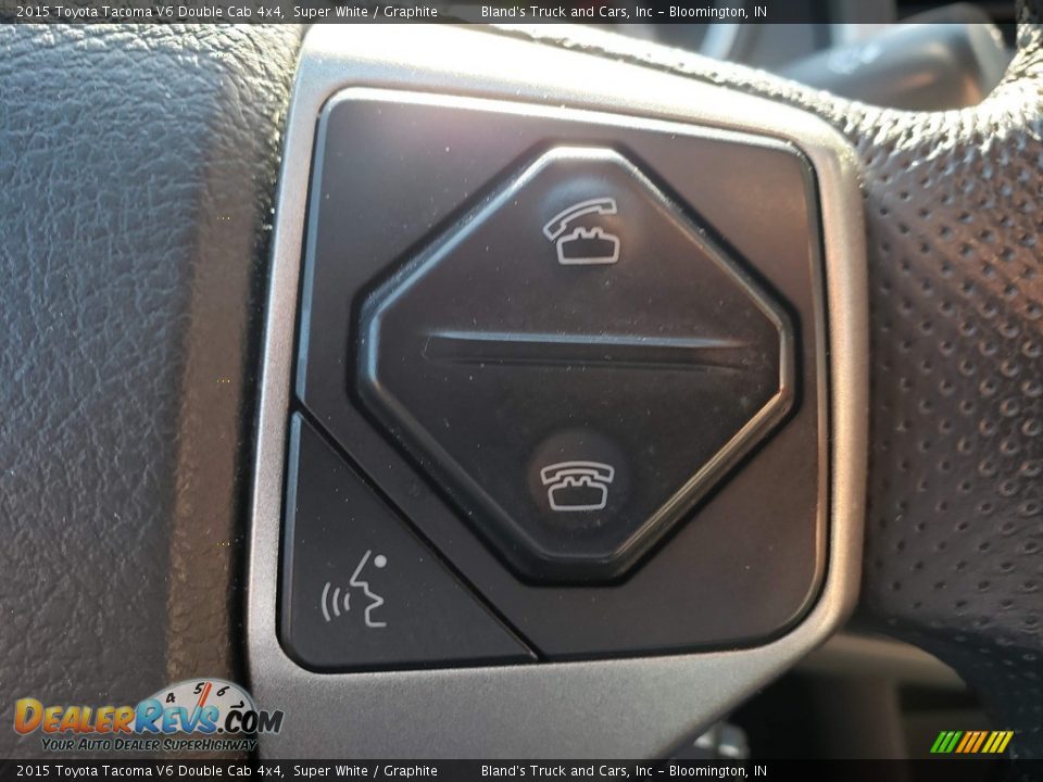 2015 Toyota Tacoma V6 Double Cab 4x4 Super White / Graphite Photo #13
