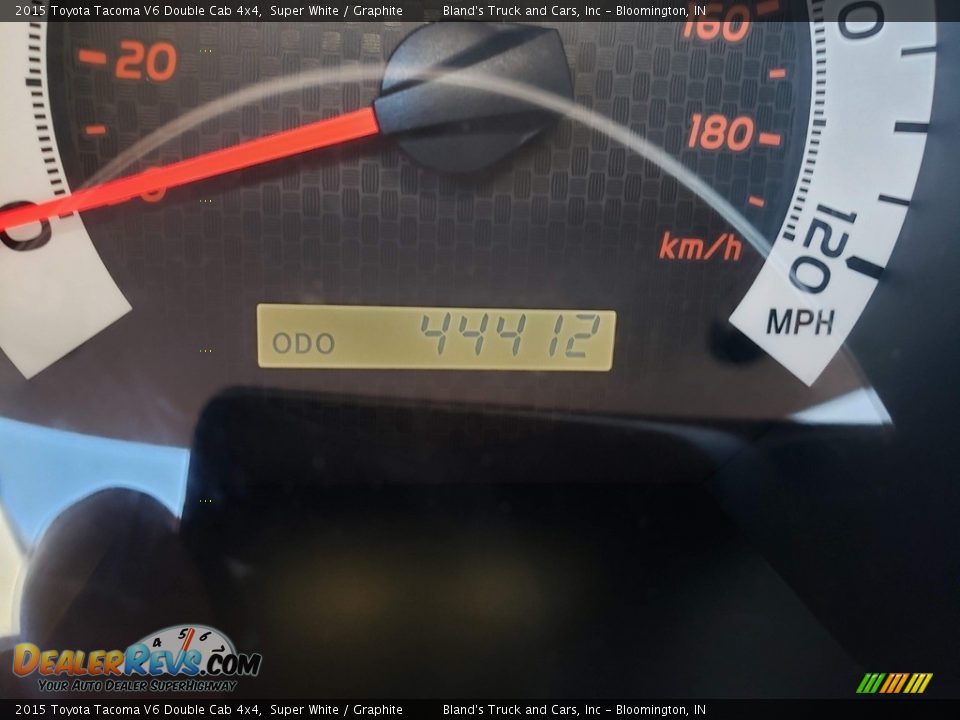 2015 Toyota Tacoma V6 Double Cab 4x4 Super White / Graphite Photo #15