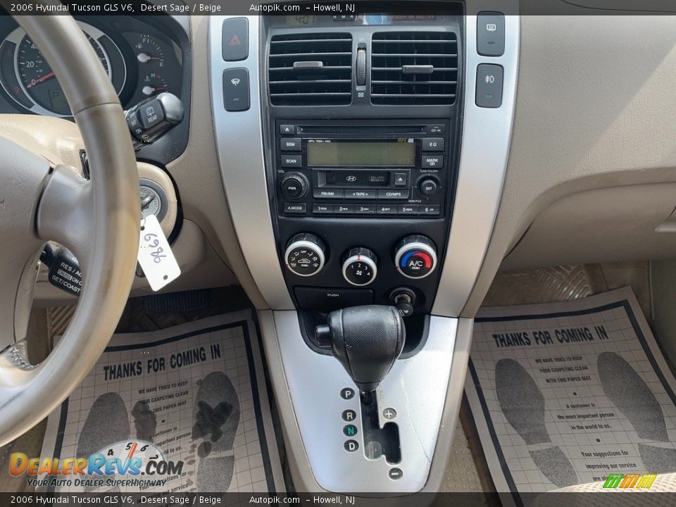 2006 Hyundai Tucson GLS V6 Desert Sage / Beige Photo #13