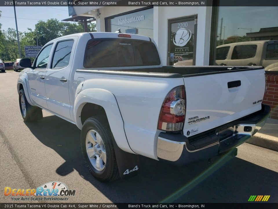 2015 Toyota Tacoma V6 Double Cab 4x4 Super White / Graphite Photo #33