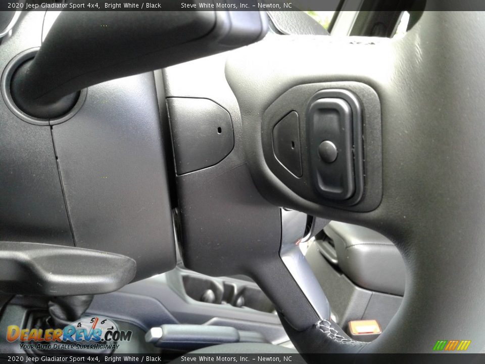 2020 Jeep Gladiator Sport 4x4 Steering Wheel Photo #16