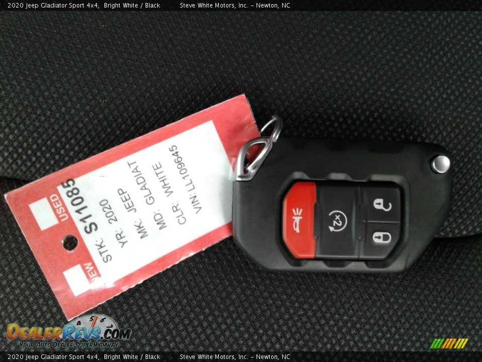 Keys of 2020 Jeep Gladiator Sport 4x4 Photo #30