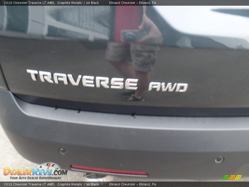 2019 Chevrolet Traverse LT AWD Graphite Metallic / Jet Black Photo #12