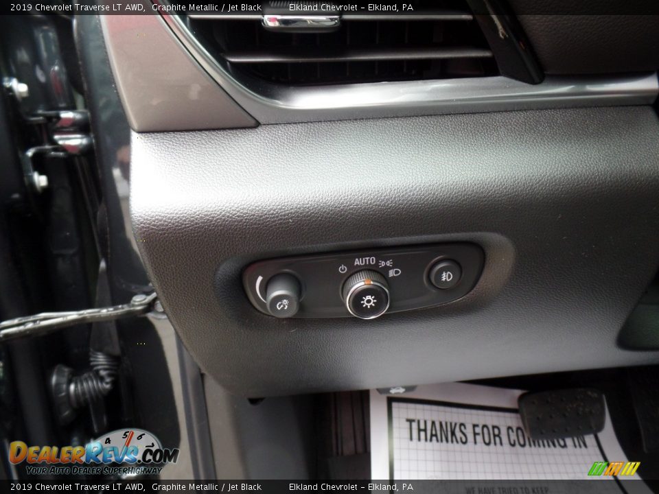 Controls of 2019 Chevrolet Traverse LT AWD Photo #24