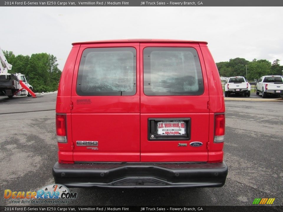 2014 Ford E-Series Van E250 Cargo Van Vermillion Red / Medium Flint Photo #4
