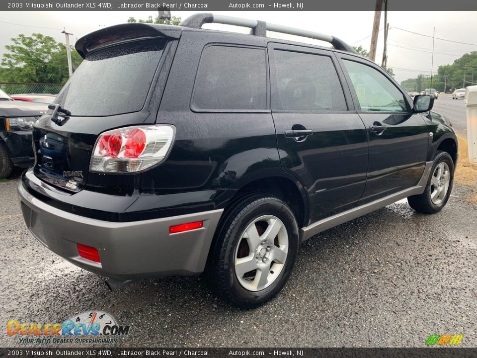 2003 Mitsubishi Outlander XLS 4WD Labrador Black Pearl / Charcoal Photo #3