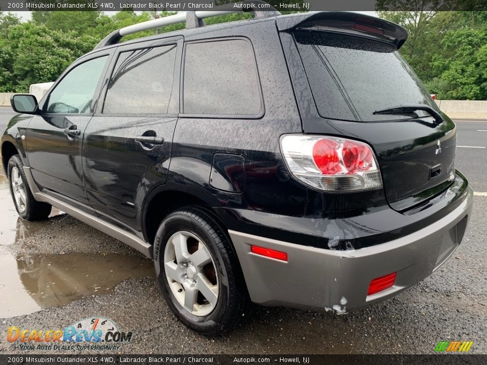 2003 Mitsubishi Outlander XLS 4WD Labrador Black Pearl / Charcoal Photo #4