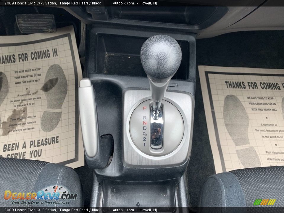 2009 Honda Civic LX-S Sedan Tango Red Pearl / Black Photo #16