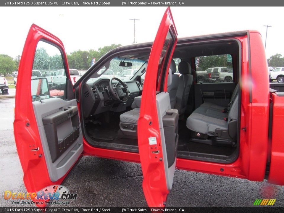 2016 Ford F250 Super Duty XLT Crew Cab Race Red / Steel Photo #9