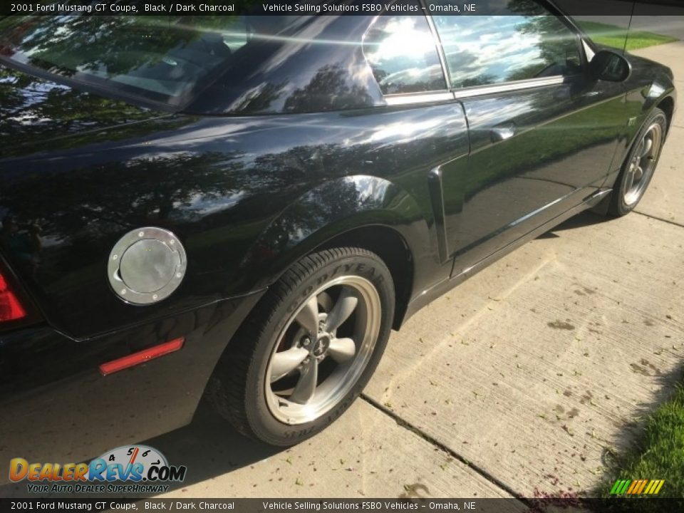 2001 Ford Mustang GT Coupe Black / Dark Charcoal Photo #11