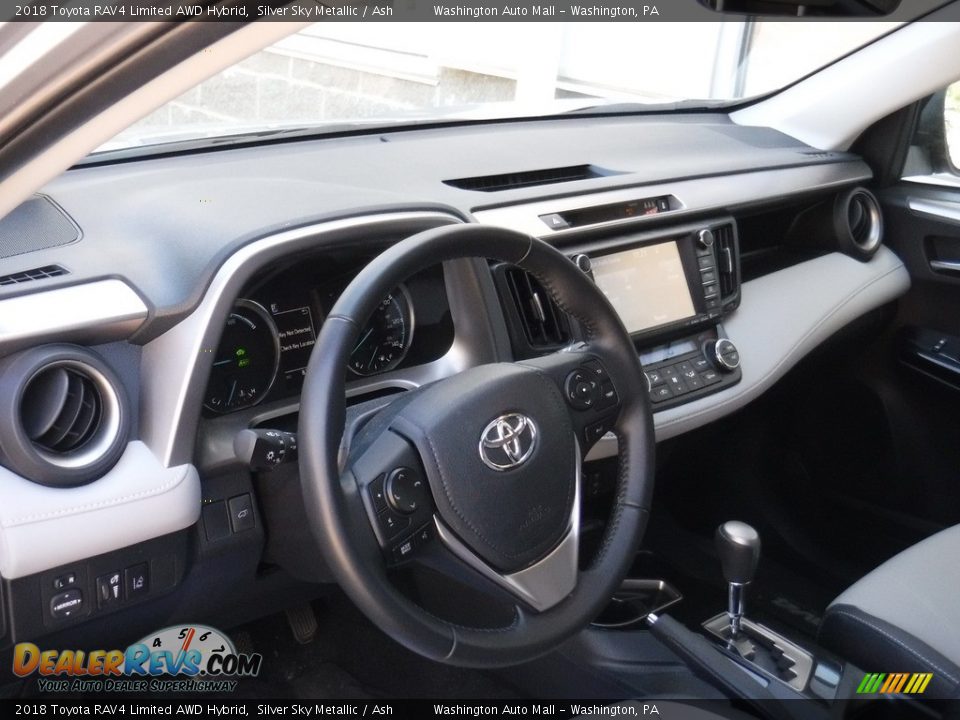 2018 Toyota RAV4 Limited AWD Hybrid Silver Sky Metallic / Ash Photo #13