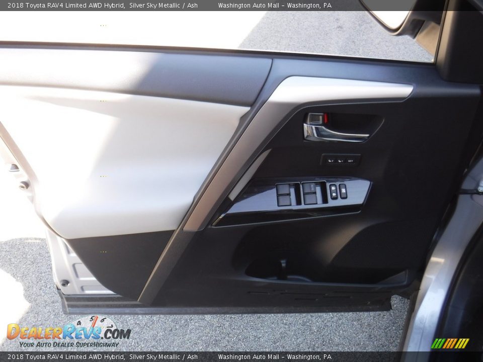 2018 Toyota RAV4 Limited AWD Hybrid Silver Sky Metallic / Ash Photo #15