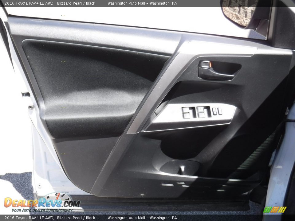2016 Toyota RAV4 LE AWD Blizzard Pearl / Black Photo #11
