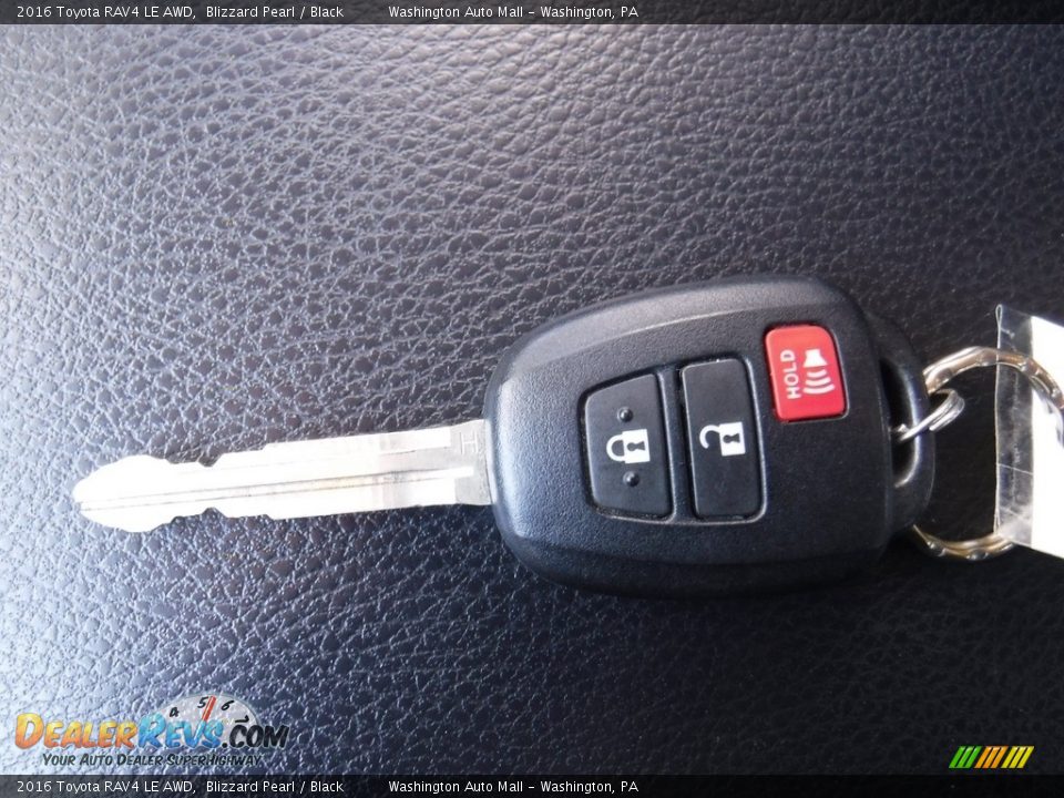 2016 Toyota RAV4 LE AWD Blizzard Pearl / Black Photo #23