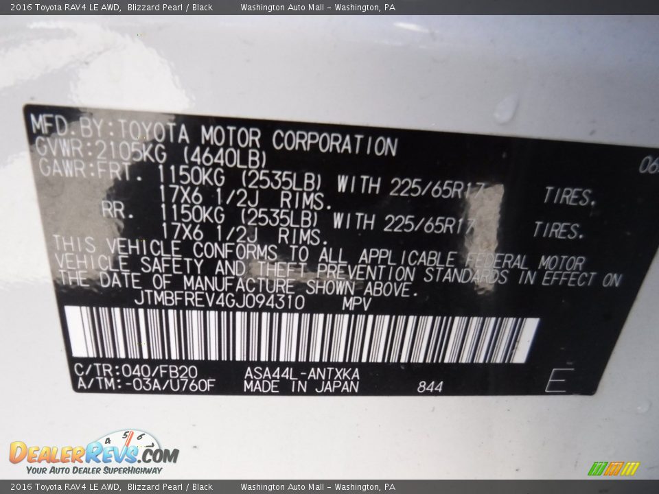 2016 Toyota RAV4 LE AWD Blizzard Pearl / Black Photo #24
