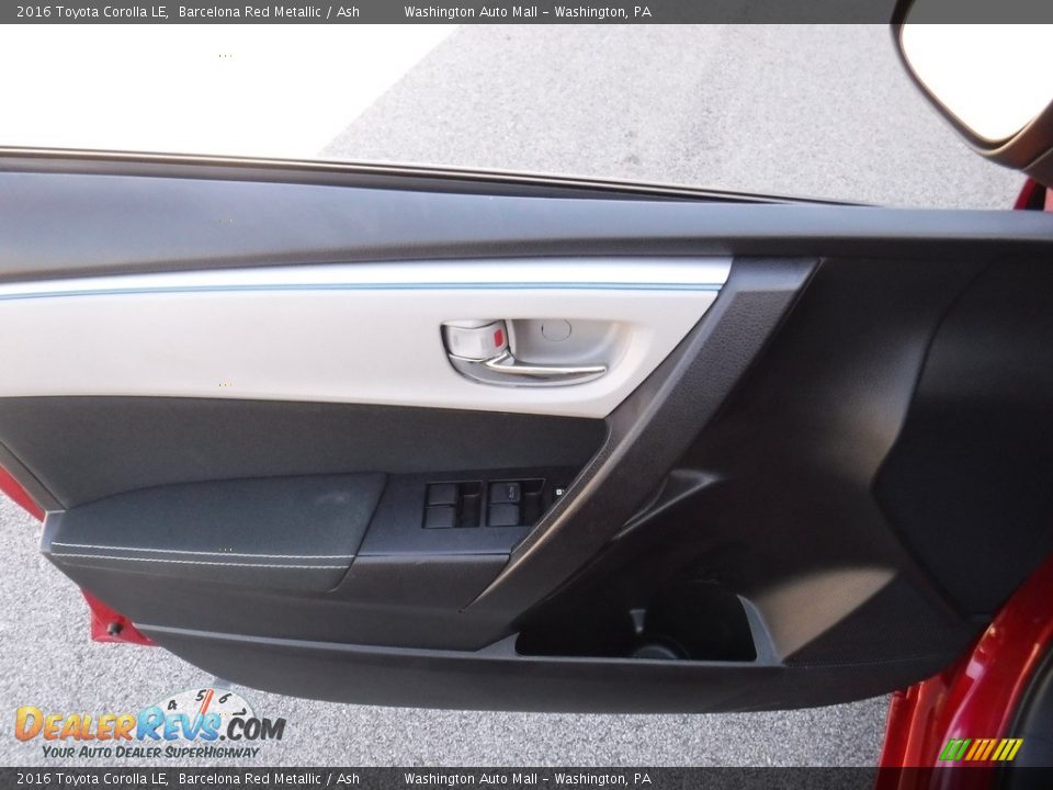 2016 Toyota Corolla LE Barcelona Red Metallic / Ash Photo #10