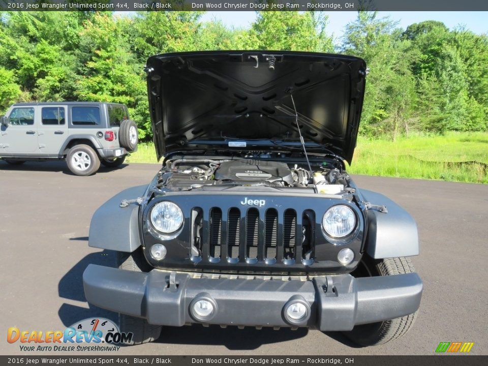 2016 Jeep Wrangler Unlimited Sport 4x4 Black / Black Photo #5