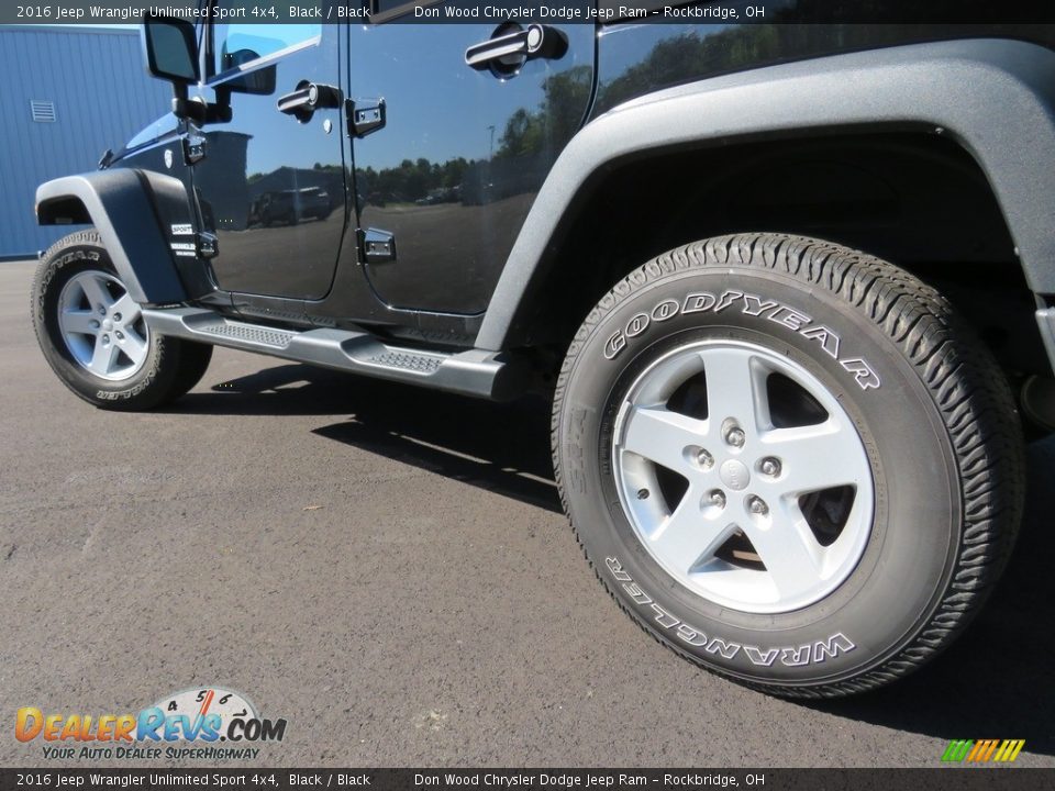 2016 Jeep Wrangler Unlimited Sport 4x4 Black / Black Photo #9