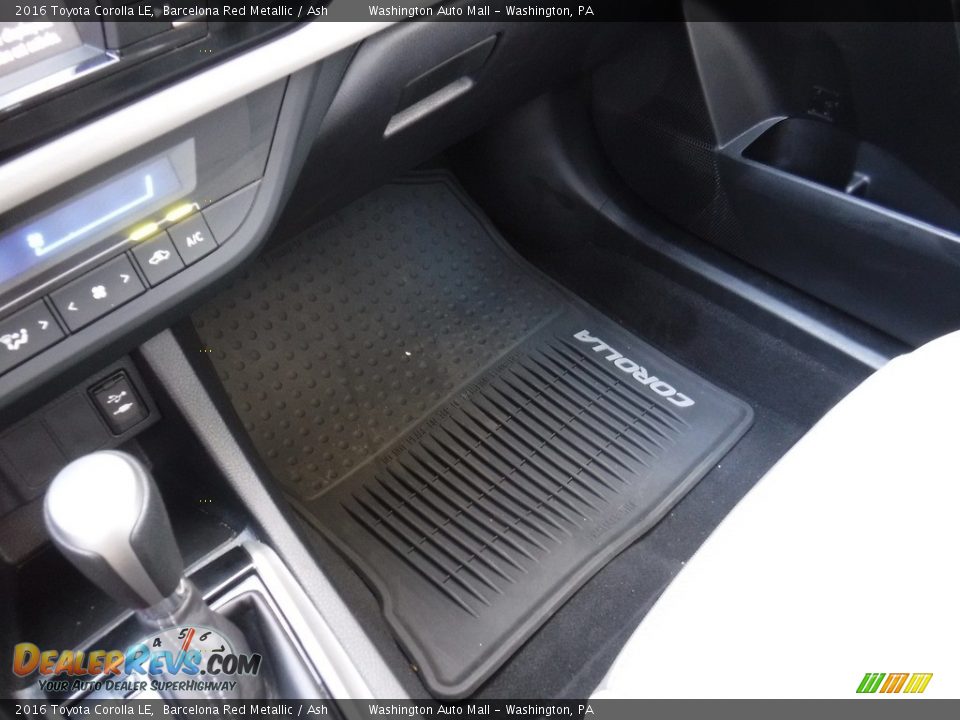 2016 Toyota Corolla LE Barcelona Red Metallic / Ash Photo #21