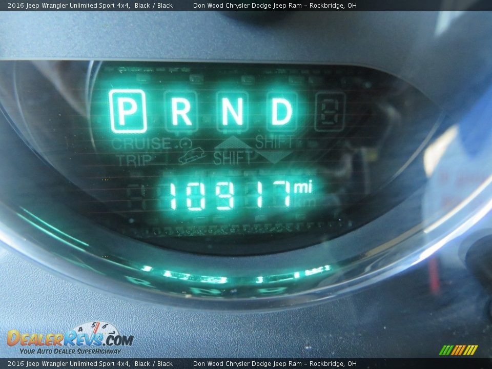 2016 Jeep Wrangler Unlimited Sport 4x4 Black / Black Photo #22