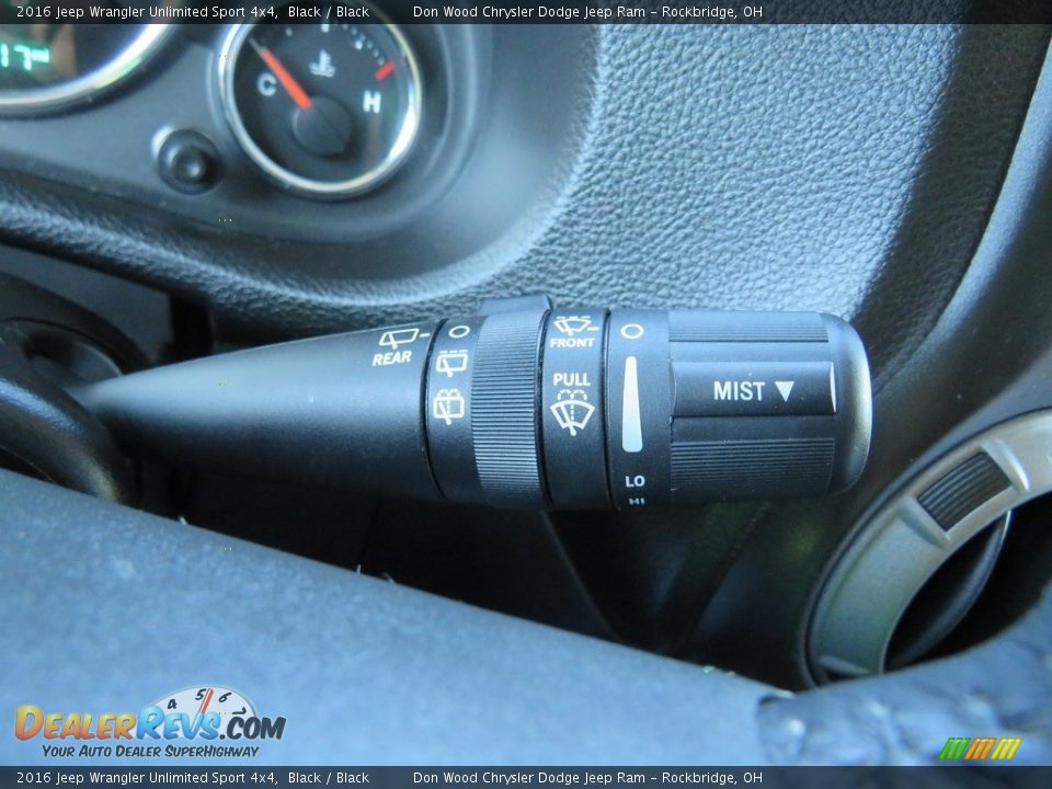 2016 Jeep Wrangler Unlimited Sport 4x4 Black / Black Photo #26