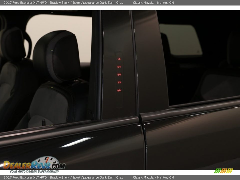 2017 Ford Explorer XLT 4WD Shadow Black / Sport Appearance Dark Earth Gray Photo #4