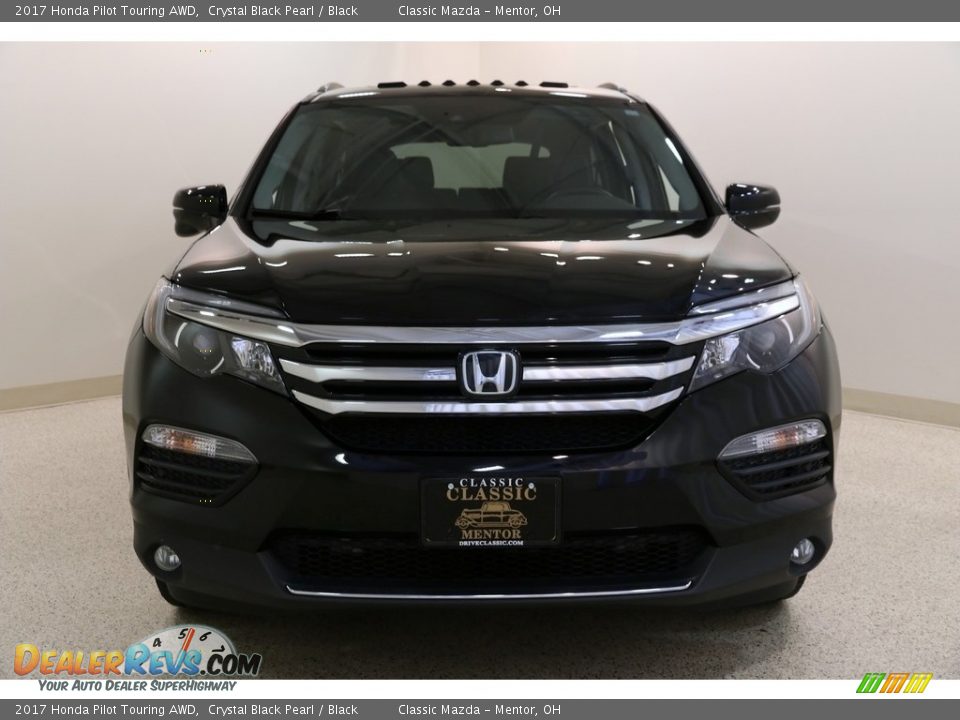 2017 Honda Pilot Touring AWD Crystal Black Pearl / Black Photo #2