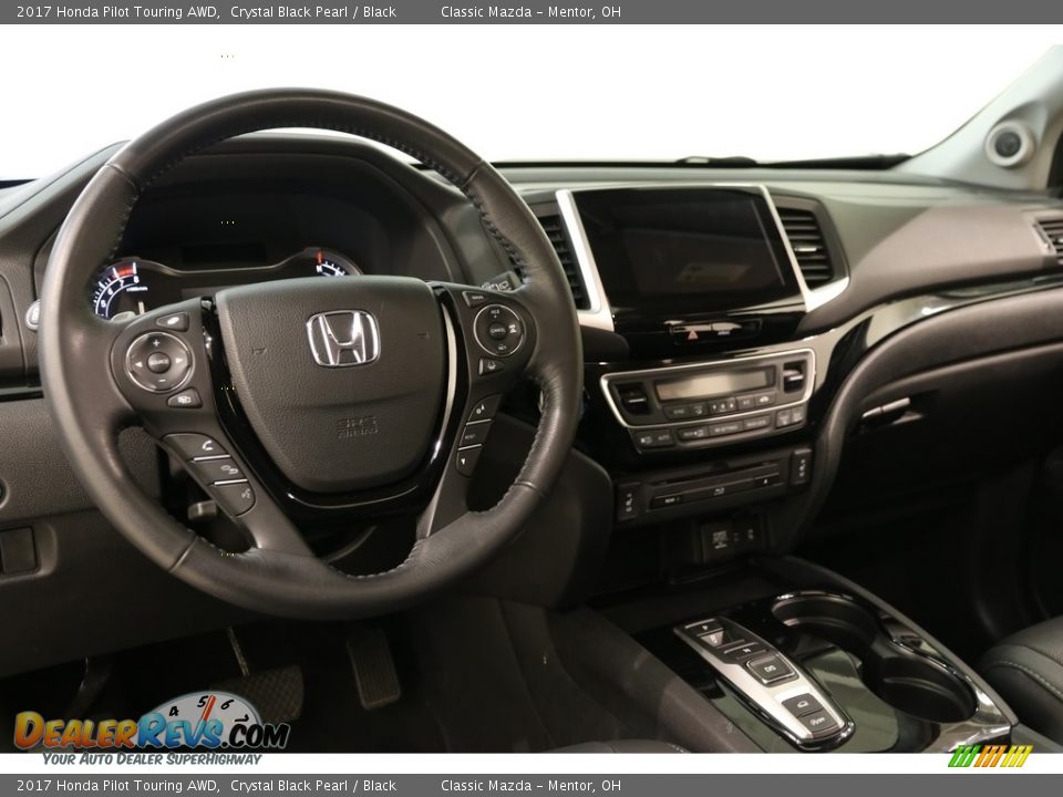 2017 Honda Pilot Touring AWD Crystal Black Pearl / Black Photo #7