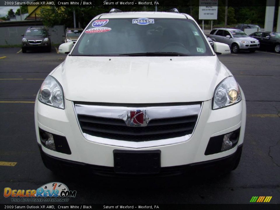 2009 Saturn Outlook XR AWD Cream White / Black Photo #7