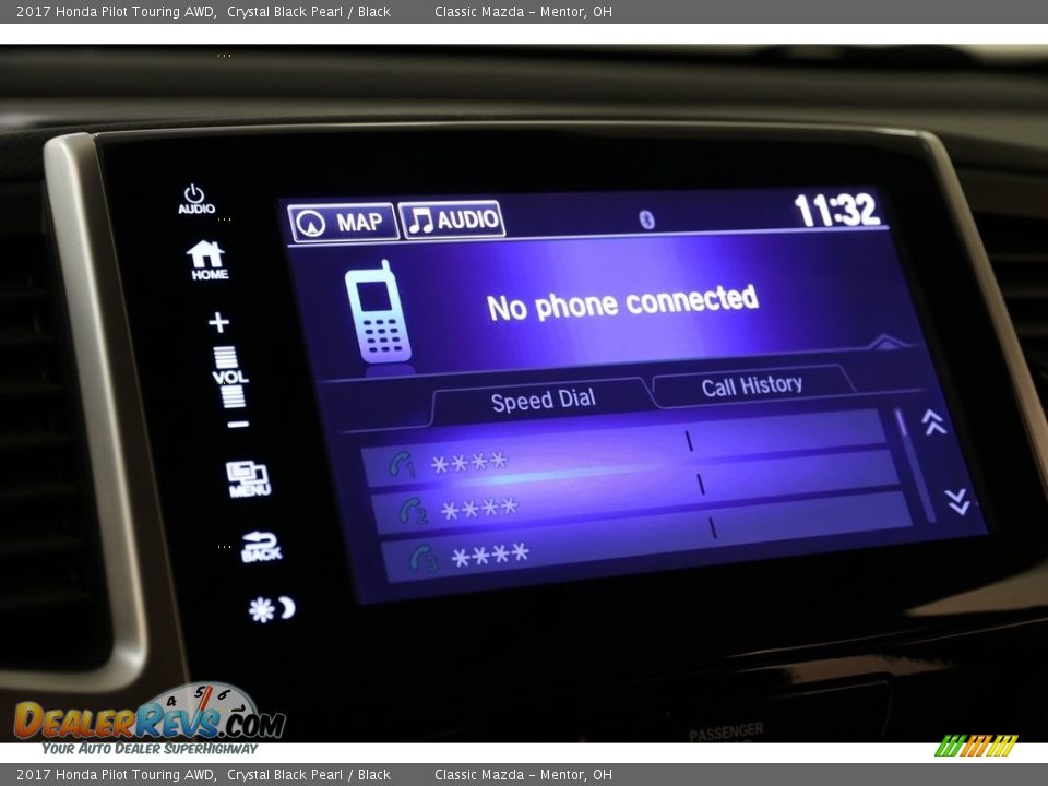2017 Honda Pilot Touring AWD Crystal Black Pearl / Black Photo #16