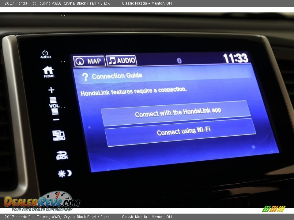 2017 Honda Pilot Touring AWD Crystal Black Pearl / Black Photo #18