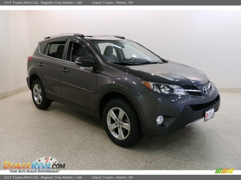 2015 Toyota RAV4 XLE Magnetic Gray Metallic / Ash Photo #1