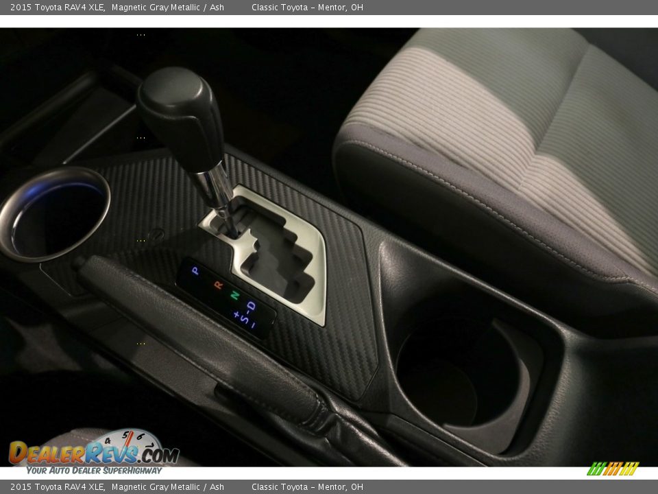 2015 Toyota RAV4 XLE Magnetic Gray Metallic / Ash Photo #11