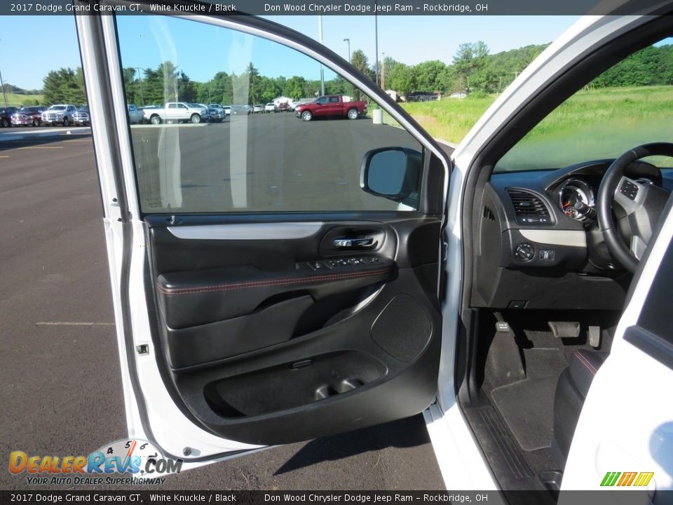 2017 Dodge Grand Caravan GT White Knuckle / Black Photo #19