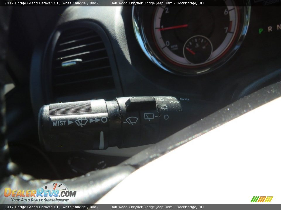 2017 Dodge Grand Caravan GT White Knuckle / Black Photo #26