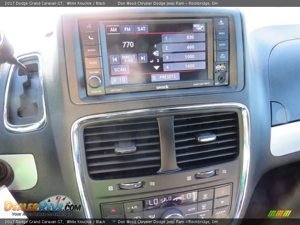 2017 Dodge Grand Caravan GT White Knuckle / Black Photo #29